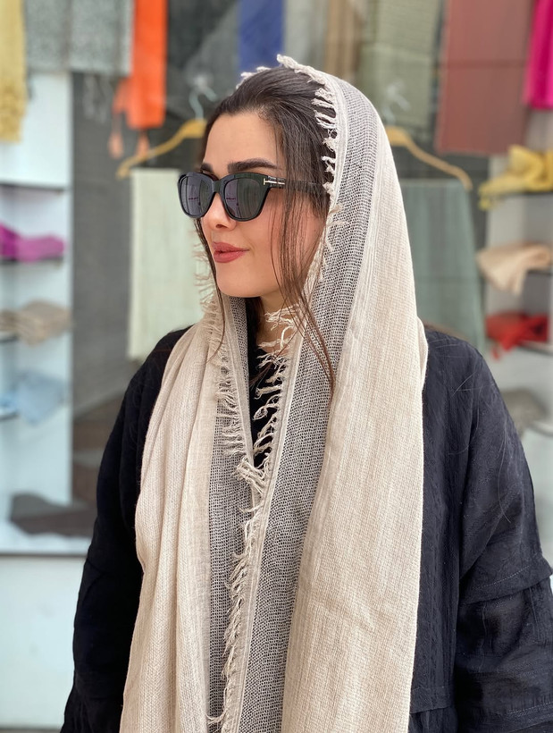 شال زنانه کنفی حاشیه ریش دستک کوک دوزی