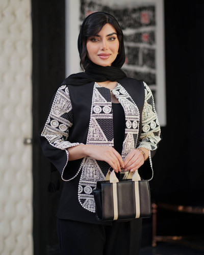 کت مجلسی زنانه مدل خامه دوزی آستین شیپوری