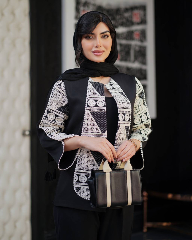 کت مجلسی زنانه مدل خامه دوزی آستین شیپوری