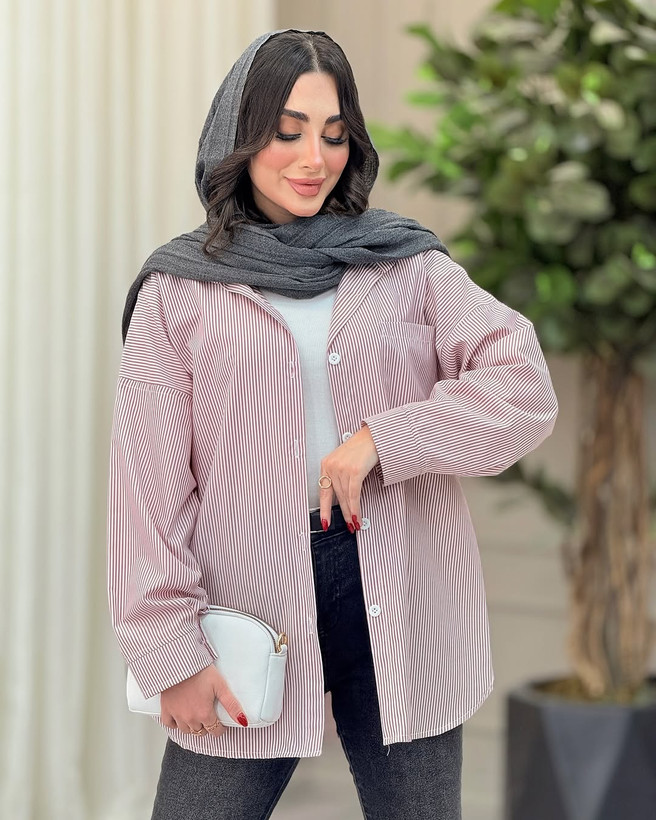 شومیز زنانه مدل راه راه نگین کاری شده