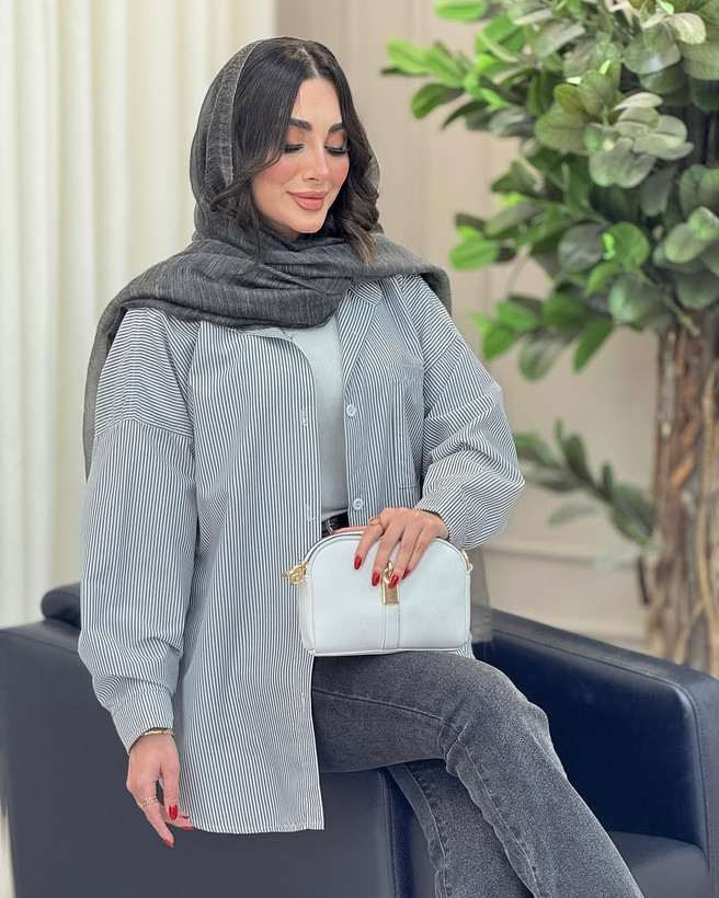 شومیز زنانه مدل راه راه نگین کاری شده